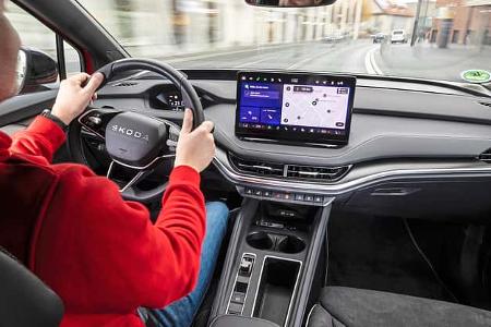 Skoda Elroq 85 Sportline, Cockpit