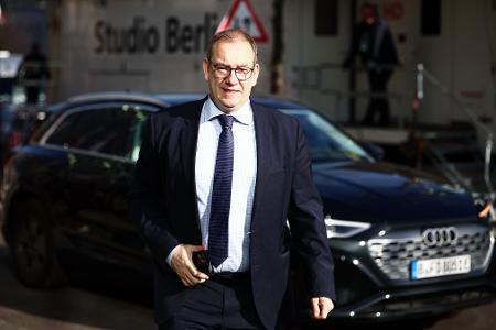 Henning Otte (CDU) soll auf Eva Högl (SPD) folgen. (Archivbild) Henning Otte (CDU) soll auf Eva Högl (SPD) folgen. (Archivbild)