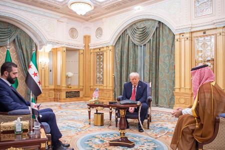 Es ist das erste Treffen eines US-Präsidenten mit einem syrischen Staatschef seit 25 Jahren.