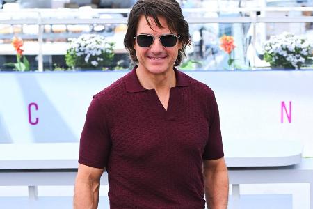 Tom Cruise strahlt in Cannes: Sprang er dem Tod von der Schippe? Tom Cruise strahlt in Cannes: Sprang er dem Tod von der Schippe?
