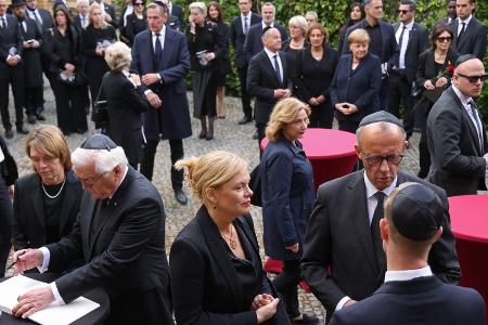 Abschied von Margot Friedländer: Drei Kanzler bei der Trauerfeier Abschied von Margot Friedländer: Drei Kanzler bei der Trauerfeier