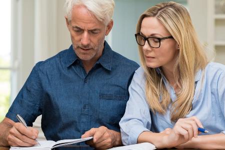 Geld sparen für den Ruhestand - so geht's
