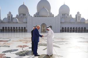 Billionen-Trip durch Nahost? Trumps Zahlen und viele Fragen