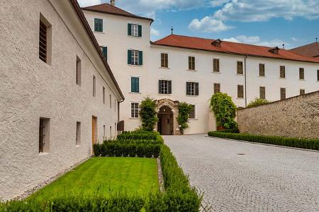 Kloster in Neustift