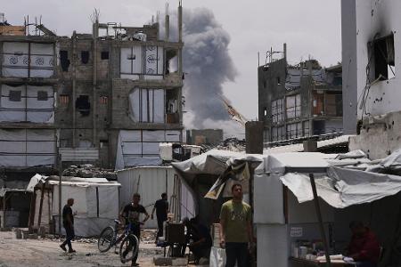  Bei israelischen Angriffen, unter anderem in Dschabalija im Norden des Gazastreifens, soll es viele Tote gegeben haben.
