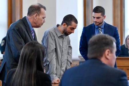 Attentäter Hadi Matar wurde im Februar des versuchten Mordes schuldig gesprochen. (Archivbild) Attentäter Hadi Matar wurde im Februar des versuchten Mordes schuldig gesprochen. (Archivbild)