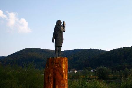 In ihrer Heimat Slowenien: Statue von Melania Trump gestohlen In ihrer Heimat Slowenien: Statue von Melania Trump gestohlen