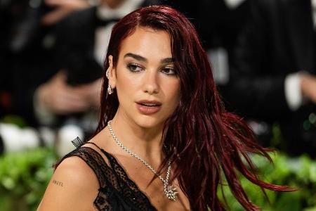 Dua Lipa als Jüngste auf Liste der reichsten Briten unter 40 Dua Lipa als Jüngste auf Liste der reichsten Briten unter 40