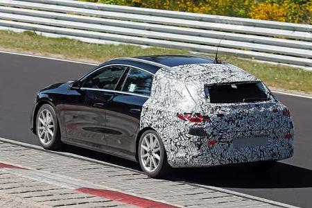 Mercedes CLA Shooting Brake Erlkönig