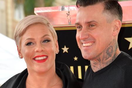 Carey Hart entschuldigt sich bei Pink nach OP Carey Hart entschuldigt sich bei Pink nach OP