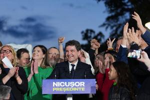 Proeuropäer Nicusor Dan gewinnt Präsidentenwahl in Rumänien