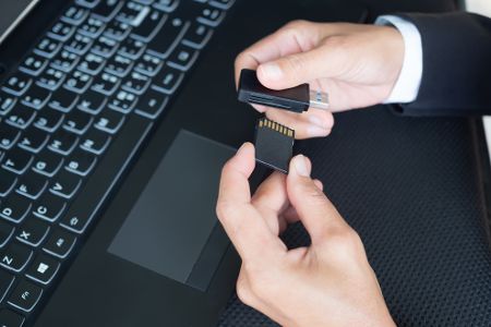 SD-Karten richtig nutzen: So unterscheidest Du die verschiedenen Spezifikationen SD-Karten richtig nutzen: So unterscheidest Du die verschiedenen Spezifikationen