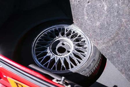 Ford Sierra RS Cosworth Ferrari-Rot Auktion Versteigerung