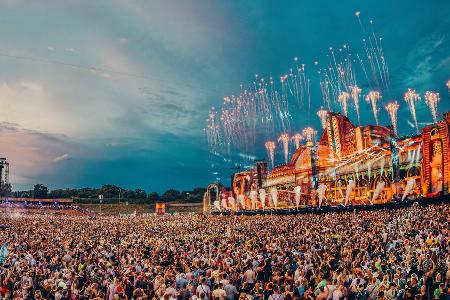 Besonderer Musiksommer: Diese Festivals feiern 2025 Jubiläum Besonderer Musiksommer: Diese Festivals feiern 2025 Jubiläum