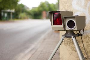Geschwindigkeitskontrolle der Polizei - 111 Autos zu schnell - 2505087