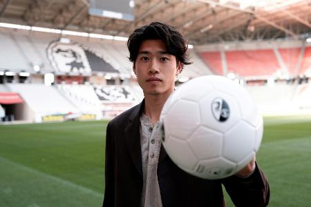 Freiburg holt Japaner Suzuki - als Doan-Ersatz? Freiburg holt Japaner Suzuki - als Doan-Ersatz?