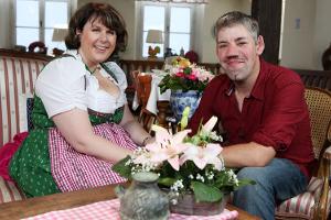 So witzig dementieren Uwe und Iris Abel Gerüchte um ihre Trennung