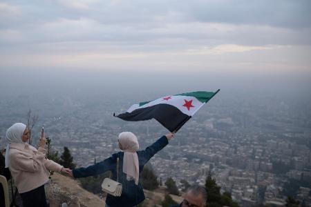 EU beschließt Ende der Wirtschaftssanktionen gegen Syrien