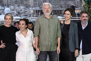 "The Six Billion Dollar Man": Cannes-Premiere mit Julian Assange