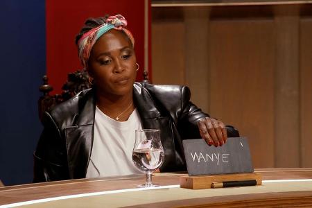 "Wir rechnen heute mit dir ab": Motsi Mabuse zeigt sich bei "Die Verräter" von völlig neuer Seite