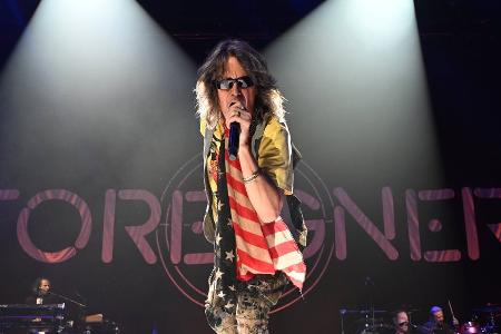 Foreigner-Sänger Kelly Hansen zieht sich aus der Band zurück Foreigner-Sänger Kelly Hansen zieht sich aus der Band zurück