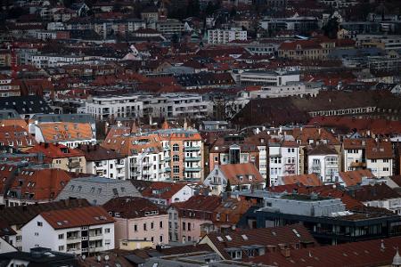 In Metropolen wie Stuttgart sind Wohnungen knapp und teuer.