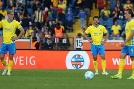 Braunschweig hofft auf Trainereffekt - FCS selbstbewusst Braunschweig hofft auf Trainereffekt - FCS selbstbewusst