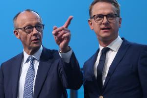 ZDF-"Politbarometer": Meinung zu Regierung gespalten, eine Maßnahme erhält großen Zuspruch
