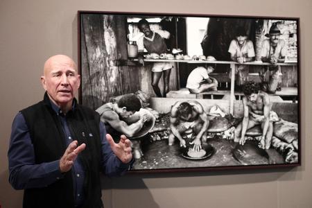 Bekannt wurde Sebastião Salgado mit seinen Sozialreportagen.