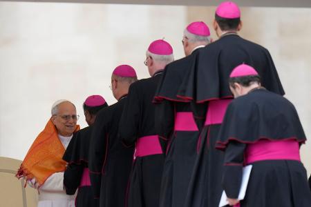 Der neue Papst Leo XIV. hat eine alte Tradition wiederbelebt - den sogenannten Konklave-Bonus. (Archivbild) Der neue Papst Leo XIV. hat eine alte Tradition wiederbelebt - den sogenannten Konklave-Bonus. (Archivbild)