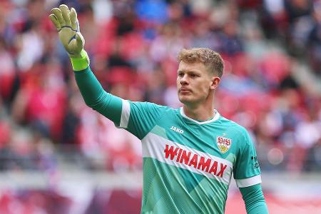 VfB Stuttgart | TOR: Alexander Nübel - Note: 2,0 - Erlebte lange einen ruhigen Pokal-Abend. Nach der Pause dann ein starker Rückhalt, ohne den der Pokalerfolg nicht möglich gewesen wäre. Zeigte drei Glanztaten gegen Russo, Schneider und Kunze und strahlte in der Schlussphase viel Ruhe aus.