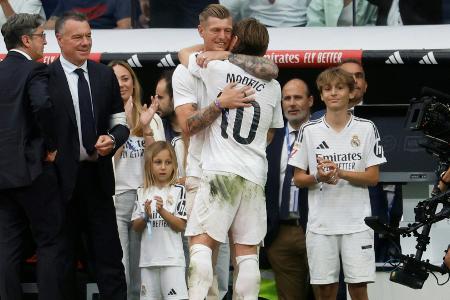 Abschied aus dem Bernabéu: Kroos ehrt Modric