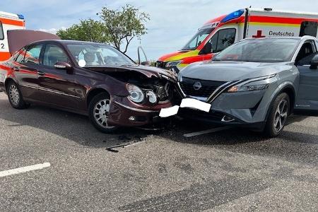 Unfallbeteiligte Fahrzeuge Unfallbeteiligte Fahrzeuge