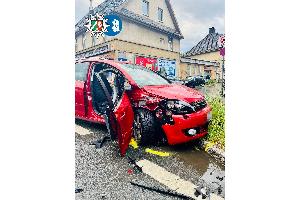 Wedau: Schwerer Verkehrsunfall - Mehrere Verletzte