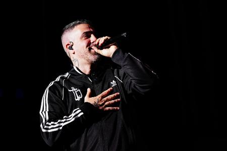 Seine Fans werde er immer im Herzen behalten, verspricht der Rapper, der mit bürgerlichem Namen Anis Mohamed Youssef Ferchichi heißt. (Archivbild)