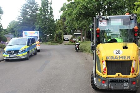 Unfallsituation auf der Hohe Buschstraße. (Foto: Polizei Viersen) Unfallsituation auf der Hohe Buschstraße. (Foto: Polizei Viersen)