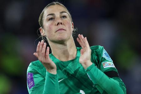 Kurz vor EM: Englands Torhüterin Earps tritt zurück Kurz vor EM: Englands Torhüterin Earps tritt zurück