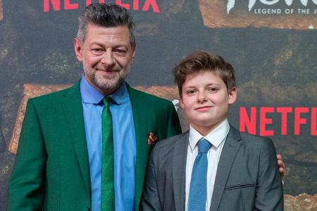 Andy Serkis und Louis Asbourne Serkis