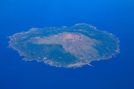 Miyake-jima