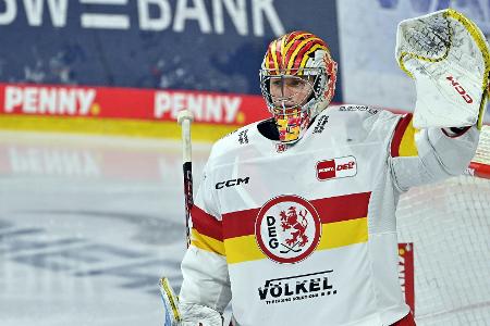 NHL-Vertrag: Hurricanes holen Goalie Quapp NHL-Vertrag: Hurricanes holen Goalie Quapp