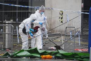 Polizei in Liverpool: 79 Verletzte nach Autofahrt in Menge