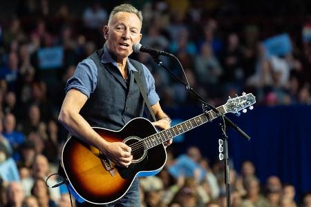 Bruce Springsteen: Bruce Springsteen: