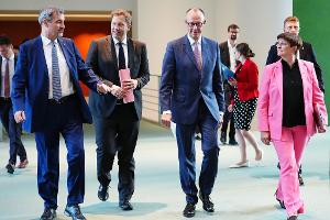 Die lange schwarz-rote Prioritätenliste