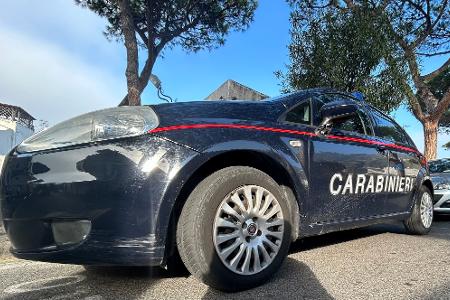 In der italienischen Hauptstadt kam es am Donnerstagabend zu einem tödlichen Unfall mit einem Elektroroller. (Symbolbild) In der italienischen Hauptstadt kam es am Donnerstagabend zu einem tödlichen Unfall mit einem Elektroroller. (Symbolbild)