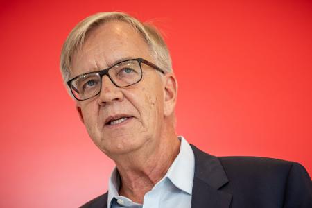 Der Innenminister müsse einen Plan gegen Gewalt vorlegen, meint der Linken-Politiker Dietmar Bartsch. (Archivbild)