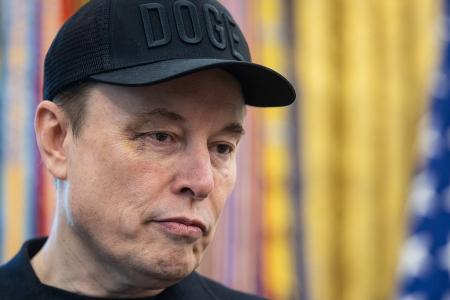 Elon Musk mit blauem Auge bei Trump: Sein Sohn soll dahinterstecken Elon Musk mit blauem Auge bei Trump: Sein Sohn soll dahinterstecken
