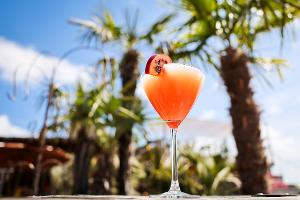 Sind das die Sommertrends? Sunscreen-Lust und Pornstar-Drink