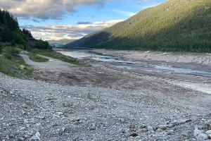 Leck von südtiroler Stausee macht Fischumsiedlung nötig