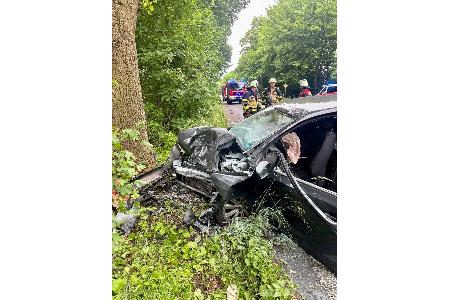 Blick auf die Einsatzstelle
Foto: Feuerwehr Essen Blick auf die Einsatzstelle
Foto: Feuerwehr Essen