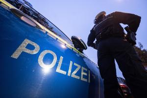 Schießender Mann wird bei Grenzkontrolle tödlich verletzt